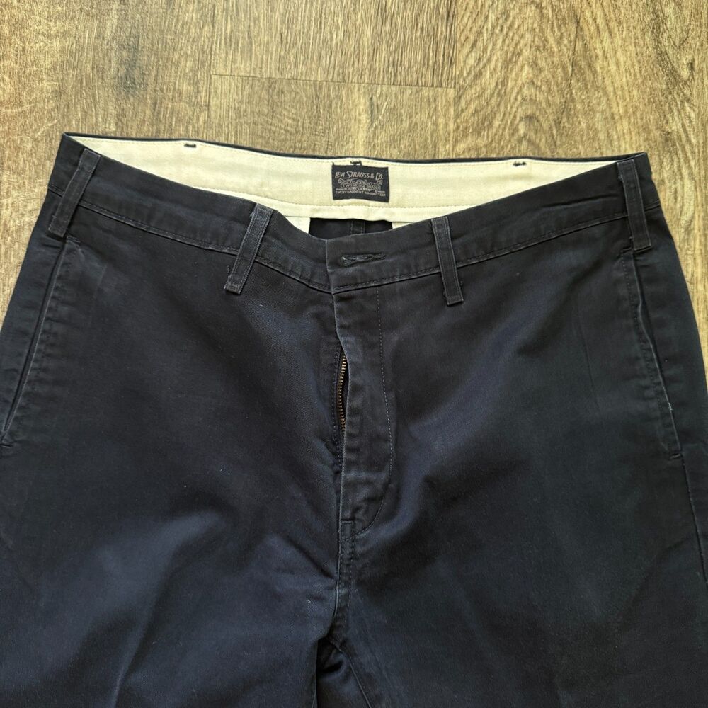 These are Levi Strauss & Co. men's chinos  - 33x32